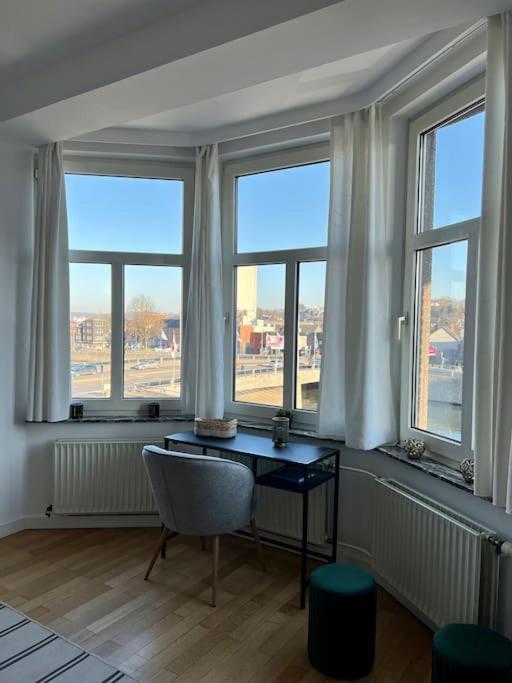 Bellevue - Grand Appartement Pour 5 Sur Les Quais De La Meuse Lutych Exteriér fotografie