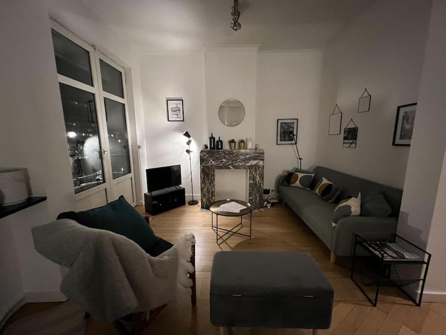 Bellevue - Grand Appartement Pour 5 Sur Les Quais De La Meuse Lutych Exteriér fotografie