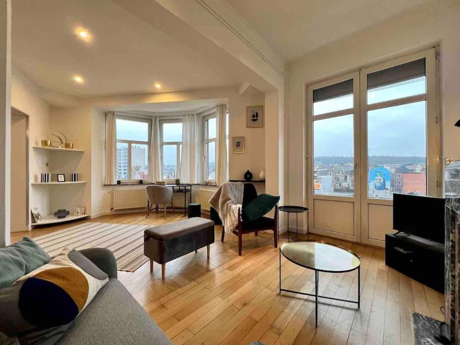 Bellevue - Grand Appartement Pour 5 Sur Les Quais De La Meuse Lutych Exteriér fotografie